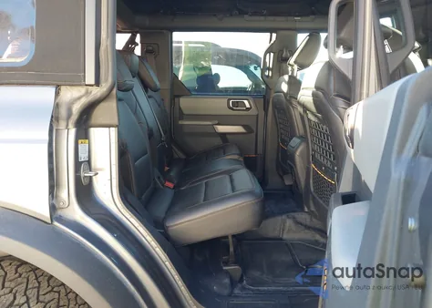 2023 Ford Bronco Badlands z USA, uszkodzony, nr VIN 1FMEE5DP0PLB54661